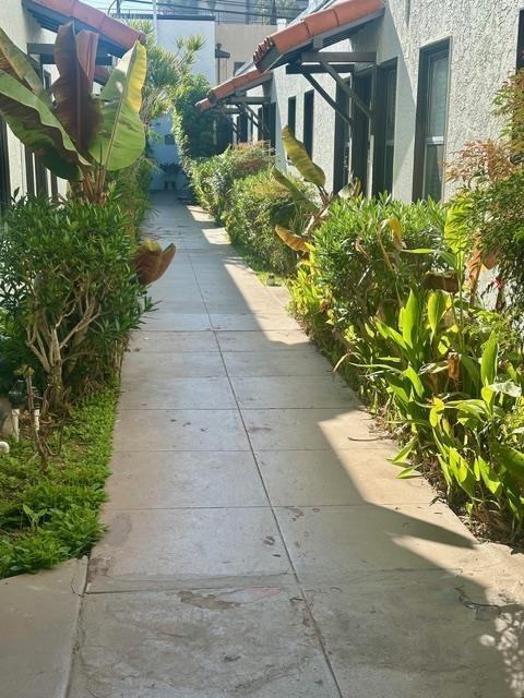 1750 1st St - Photo 3 of 20