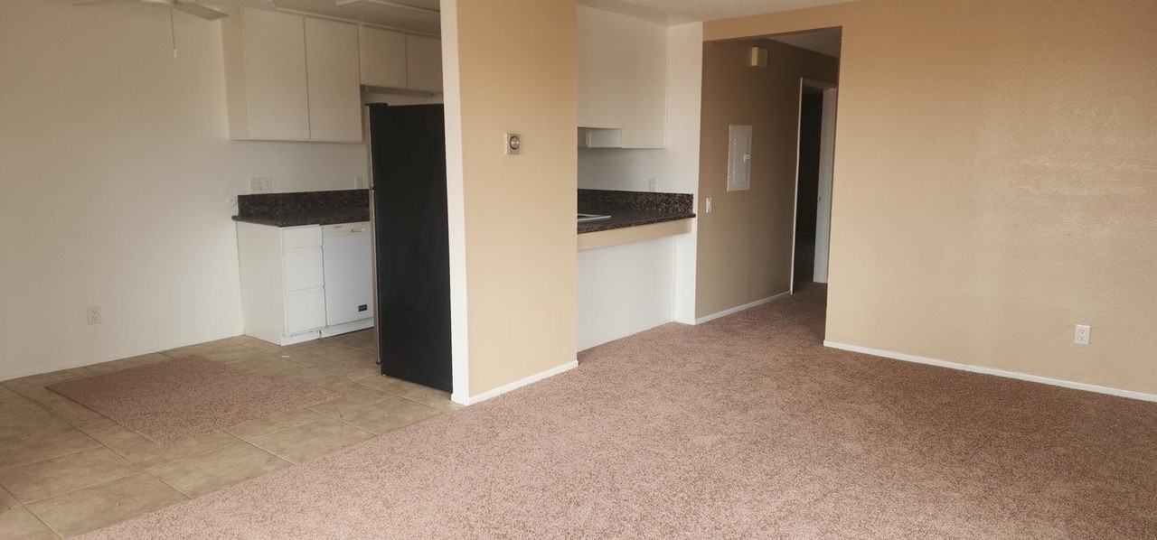 24831 La Paz Ave. - Photo 3 of 19