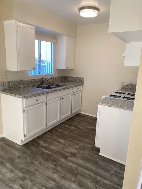 4342 West 130th St - Photo 7 of 50