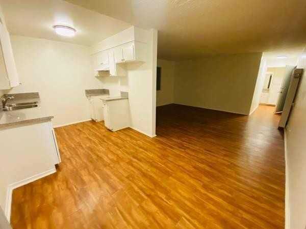 4342 West 130th St - Photo 7 of 50