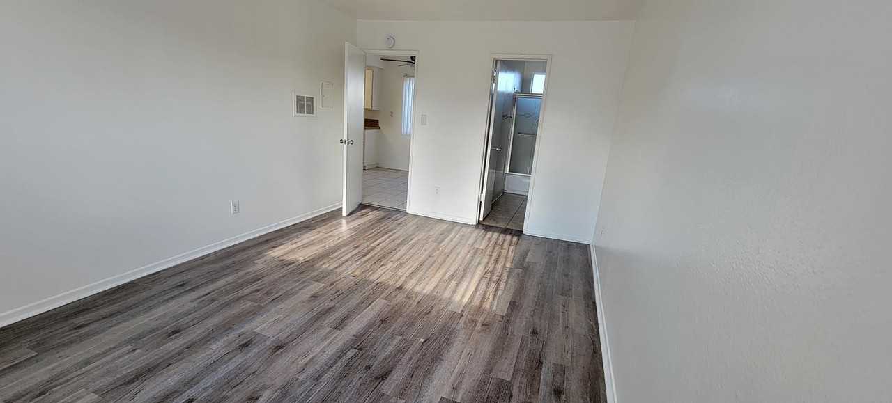 7891 Stark Dr. - Photo 4 of 18