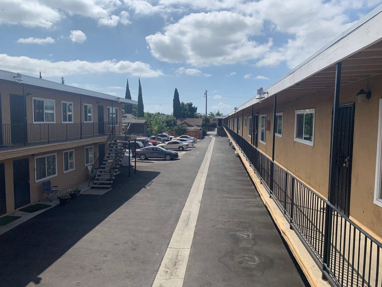 Bishop Apartments - Photo 3 of 7