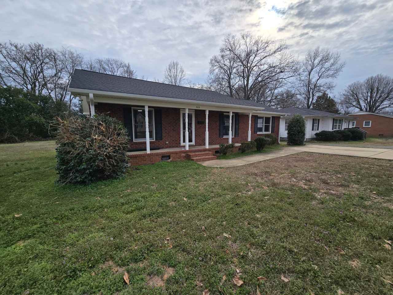 503 Lucky Ct - Photo 6 of 17