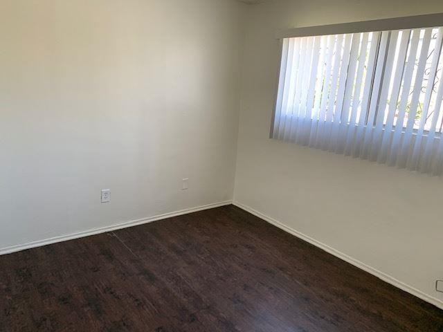 2283 Lewis Ave - Photo 6 of 7