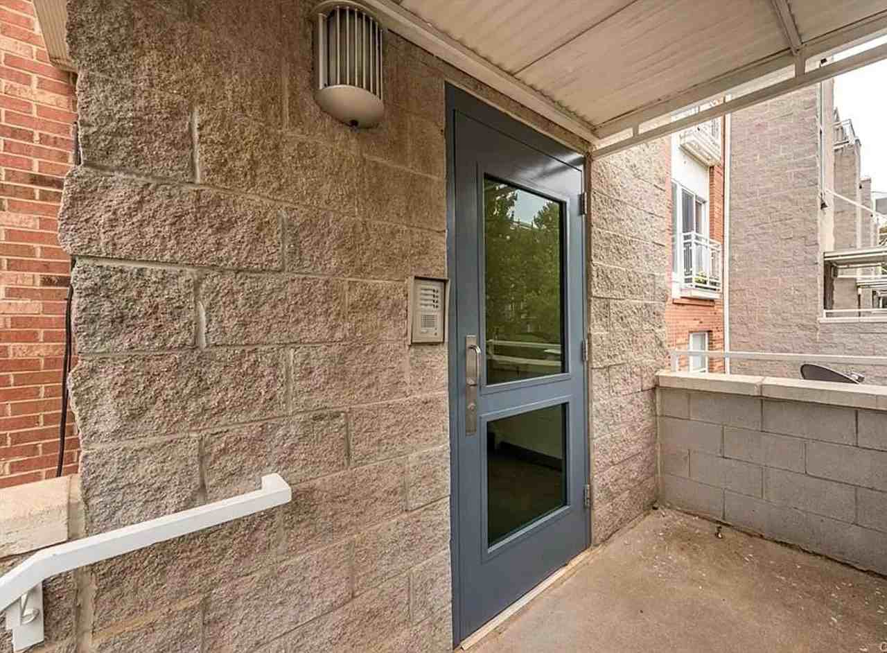 519 Donatello Ave - Photo 3 of 37