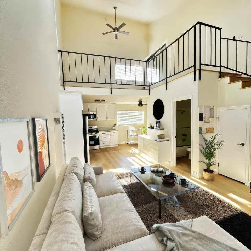 Las Casitas Apartments - Photo 6 of 36