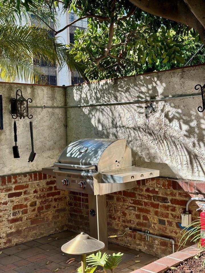 1757 E Ocean Blvd - Photo 3 of 30