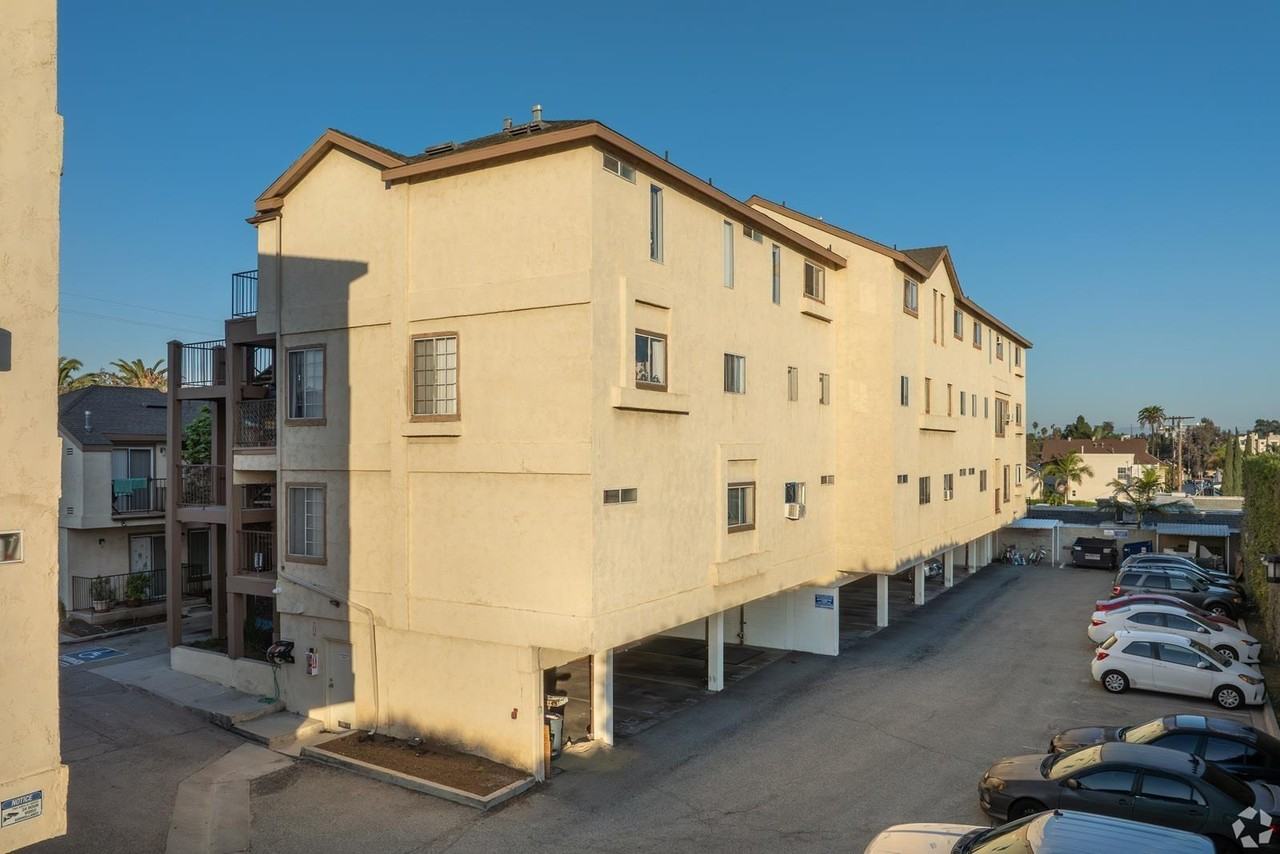 Fountain Creek Apartments - Photo 3 of 50