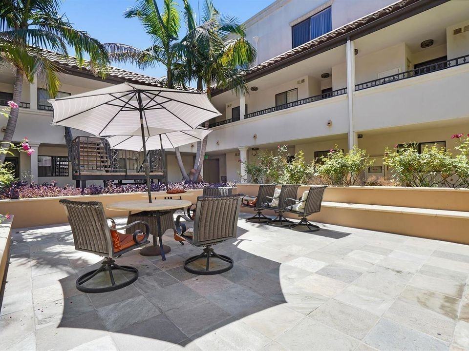 1140 Winchester - Photo 4 of 50