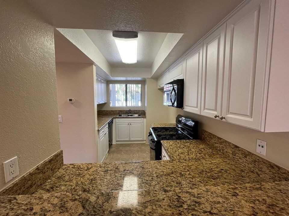 1140 Winchester - Photo 5 of 50