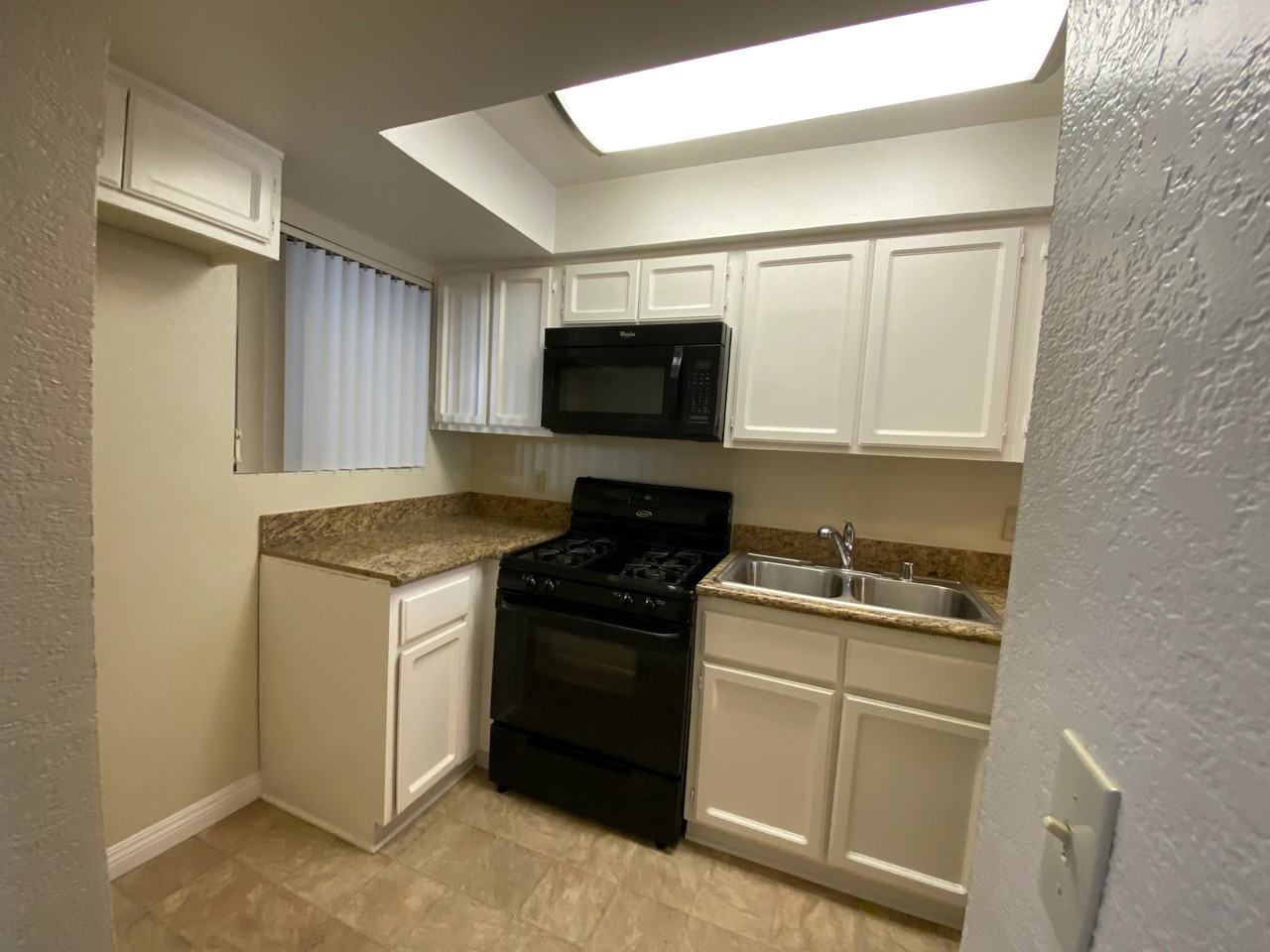 1140 Winchester - Photo 5 of 50