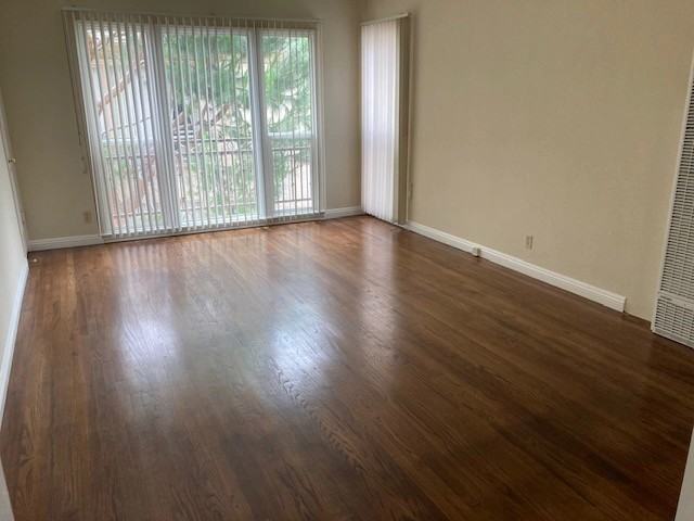 N. Kenwood - Photo 6 of 24