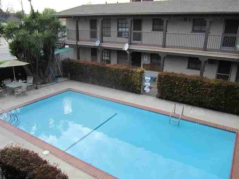 1851 Riverside Drive - Photo 2 of 50