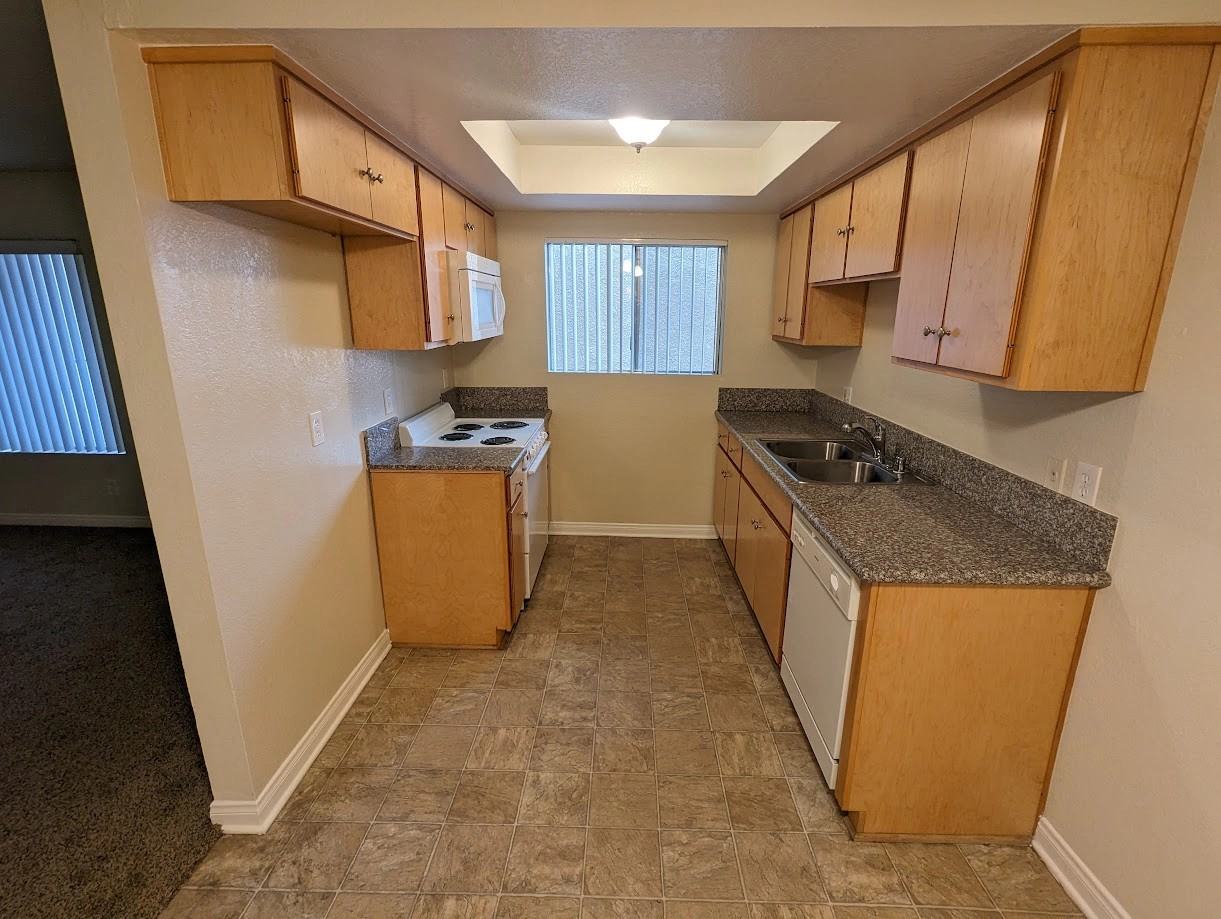 225 W. Verdugo - Photo 4 of 50