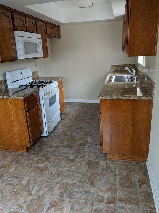 247 West Verdugo - Photo 3 of 22