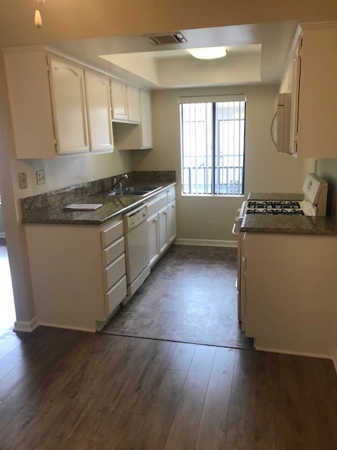 268 West Verdugo - Photo 5 of 46