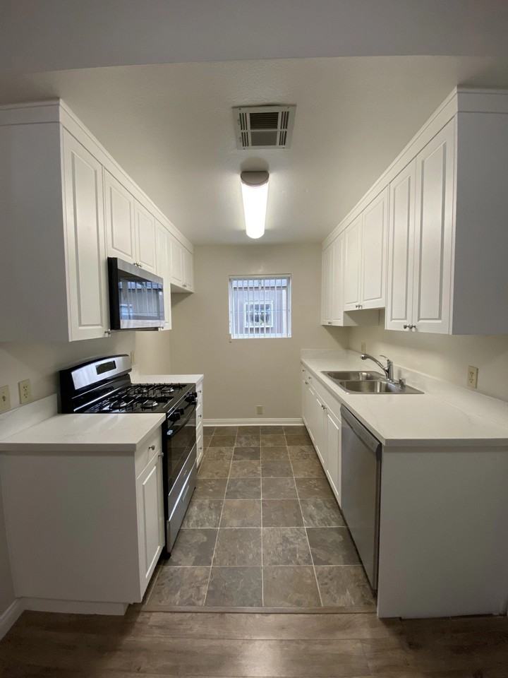 2908 W. Victory - Photo 7 of 50