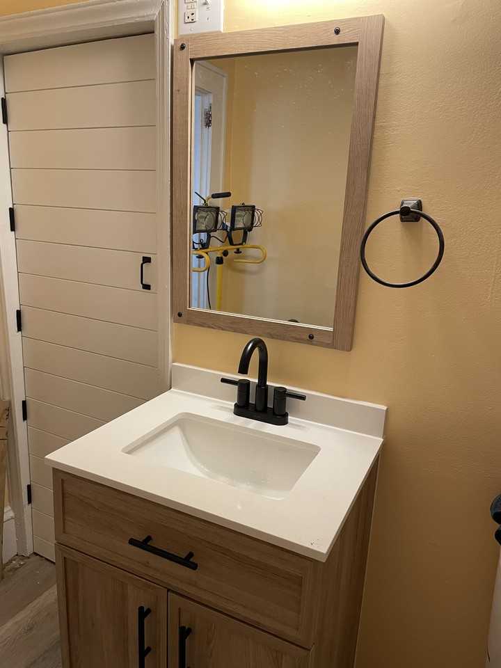 3918 Plainview Rd #NA - Photo 6 of 11