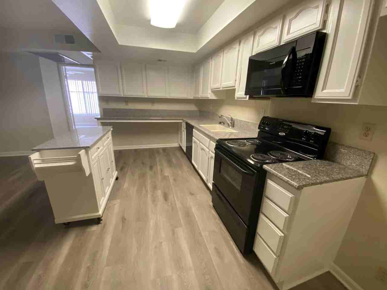 301 East Verdugo Ave - Photo 4 of 50