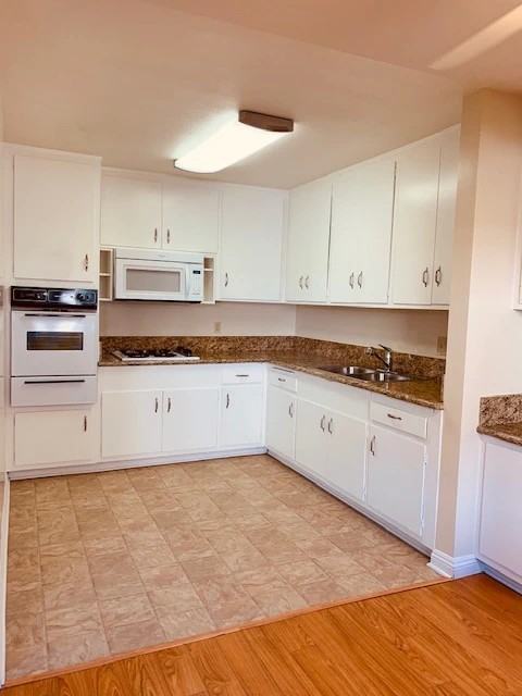 4415 Ocean View Blvd - Photo 7 of 45