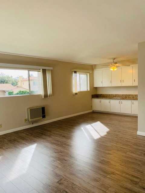 4439 Ocean View Blvd - Photo 4 of 24