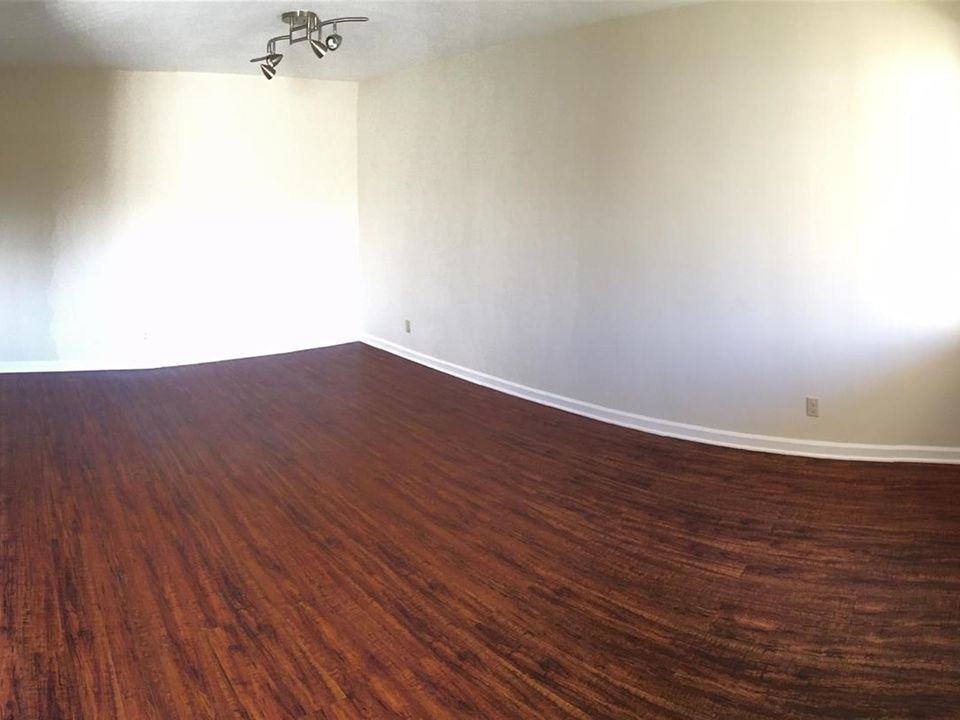 6701 Wilkinson - Photo 4 of 20