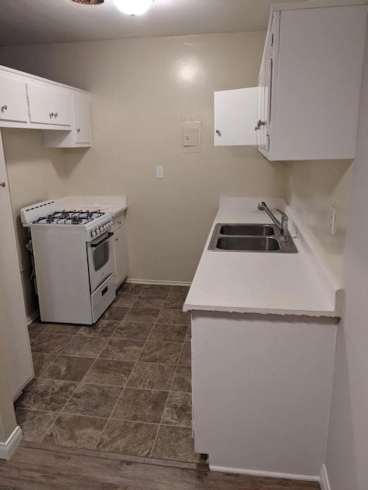 6717 Wilkinson - Photo 4 of 37