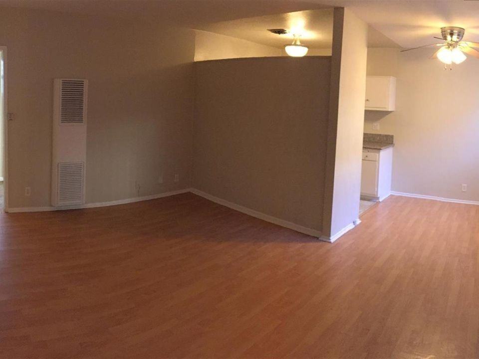 6717 Wilkinson - Photo 6 of 37