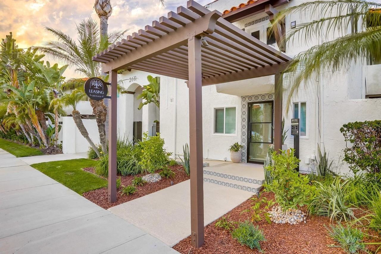 VIVA Apartment Homes - Photo 3 of 50