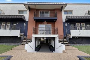 featured image of 2106 Manhattan Beach Blvd
