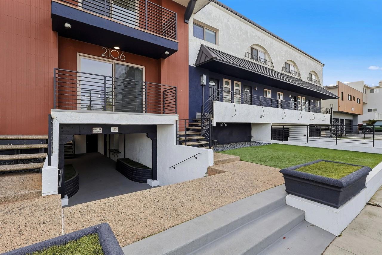 CitiZen Beach Collection on Manhattan - Photo 3 of 21