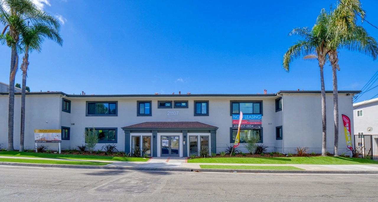 Amie - Photo 2 of 50