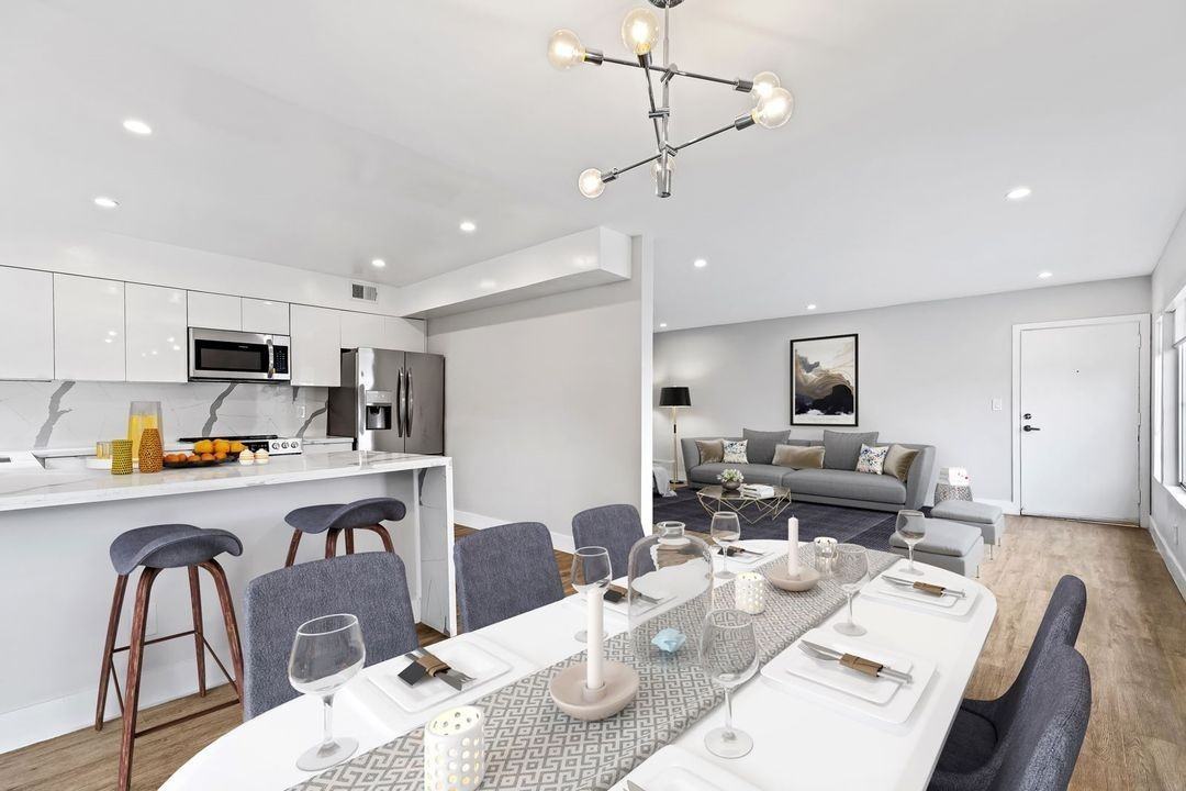 927 San Vicente Blvd - Photo 2 of 15