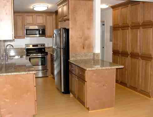 11901 Goshen Ave - Photo 5 of 50