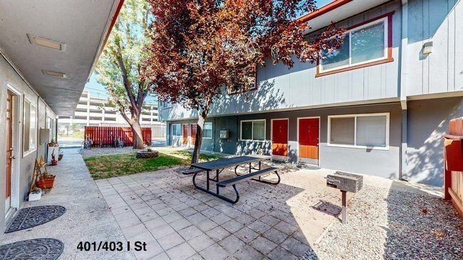 I Street Apartments - Photo 2 of 25