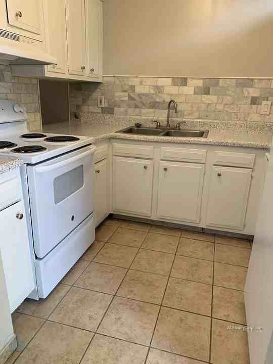 Meadowood Apartments - Photo 2 of 12