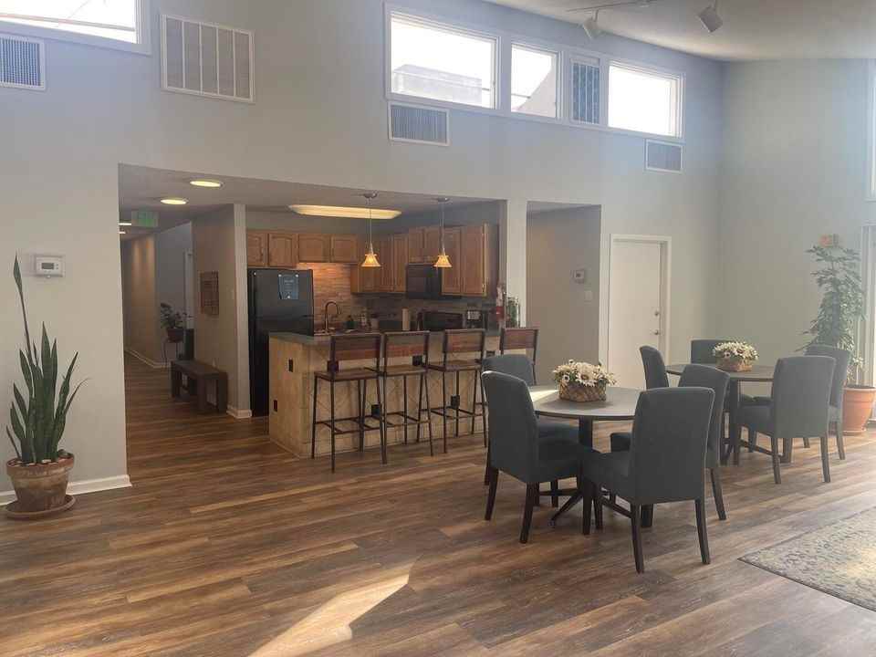 Sutters Mill Apartments - Photo 2 of 18