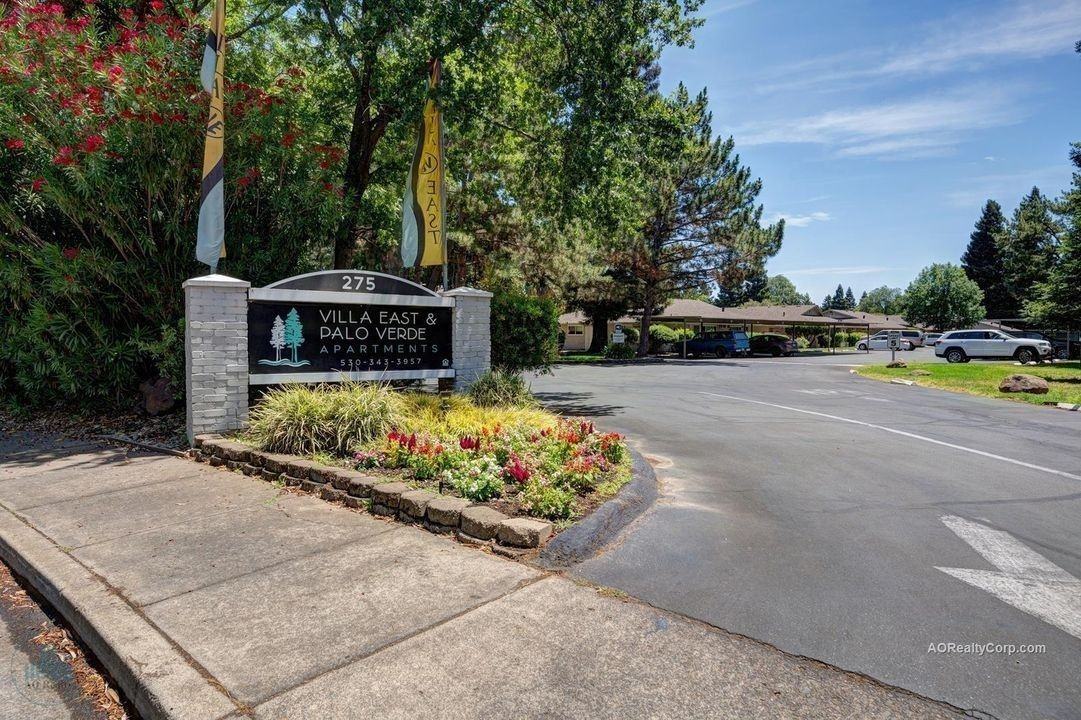 Villa East Apartments - Photo 2 of 38