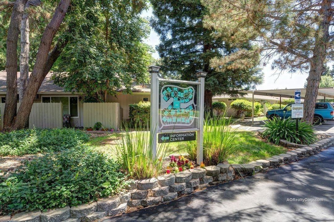 Villa East Apartments - Photo 3 of 38