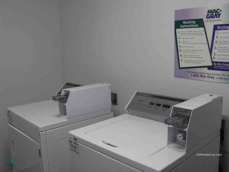 West Hills Village Apartments - Photo 5 of 19