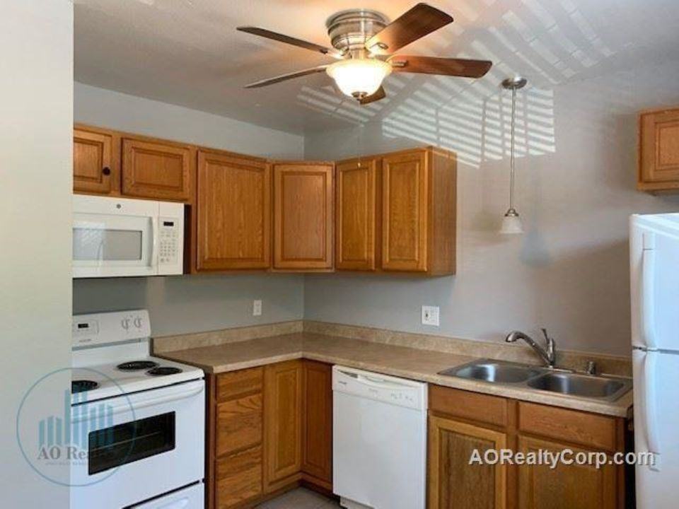 Coral Commons - Photo 7 of 12
