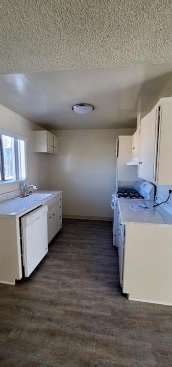 17801 Sherman Way, - Photo 6 of 17