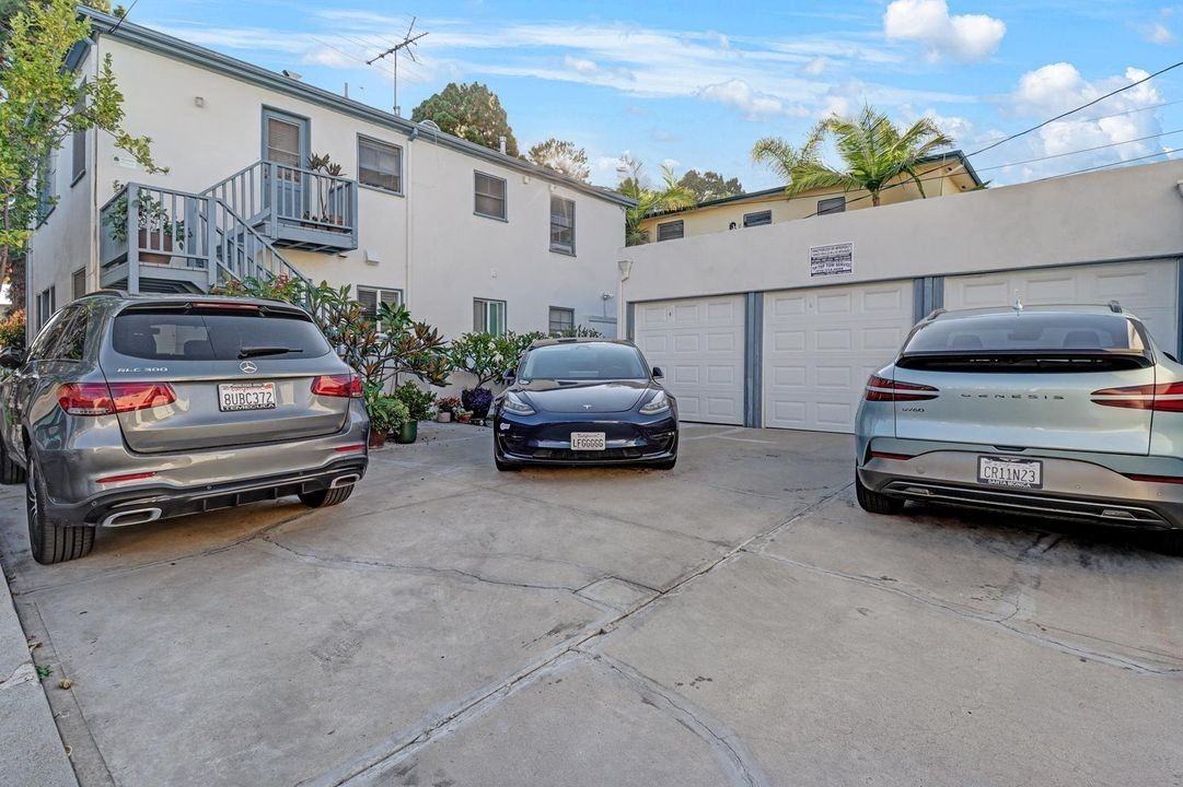 1027 16th Street, - Photo 3 of 50