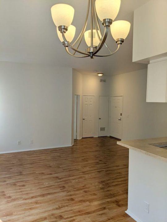 1828 Purdue Avenue, - Photo 3 of 50