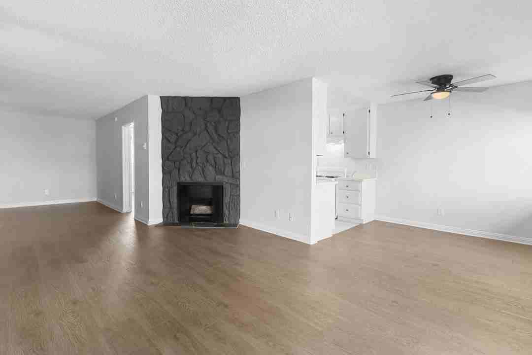 11622-26 Idaho Avenue, - Photo 4 of 50