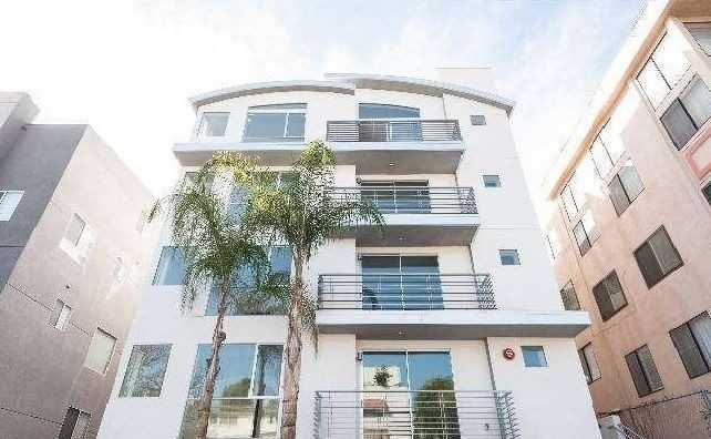 1611 Beverly Glen Blvd., - Photo 2 of 7