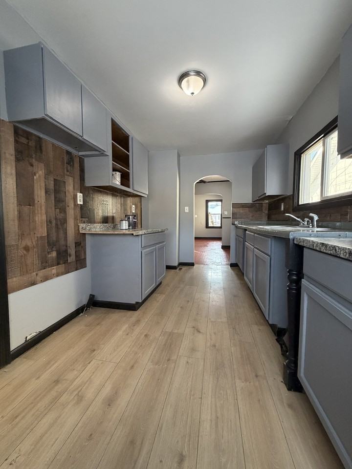 1417 Knight Ave #1417KNIGHT - Photo 2 of 8