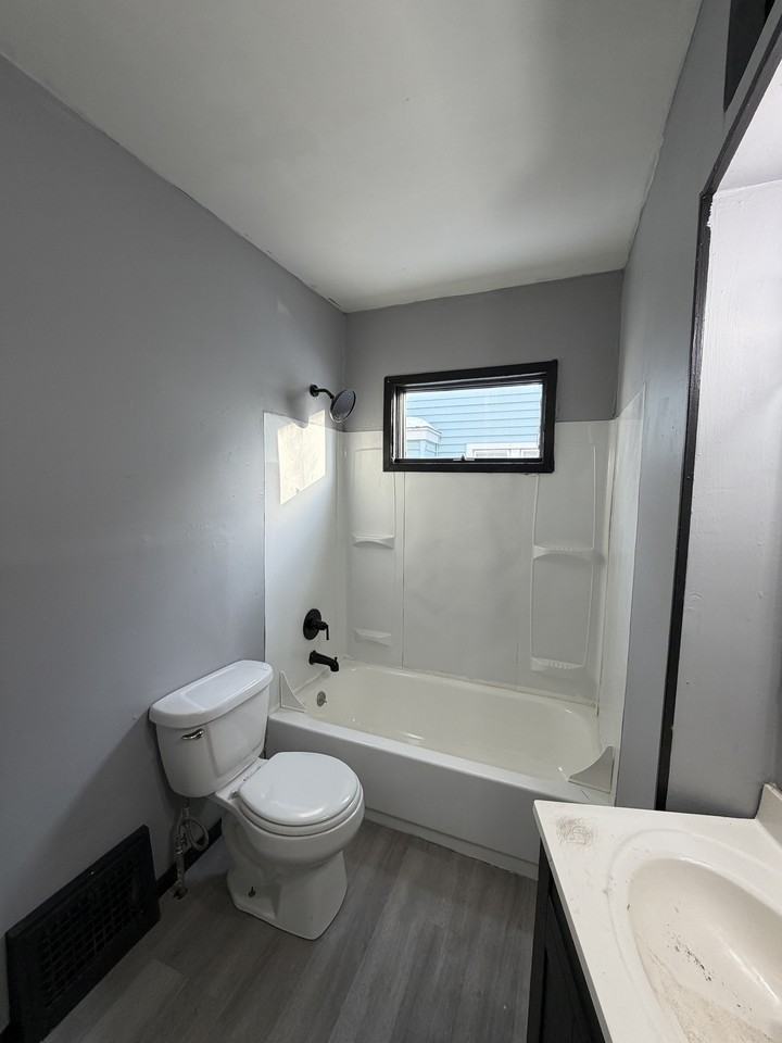 1417 Knight Ave #1417KNIGHT - Photo 3 of 8