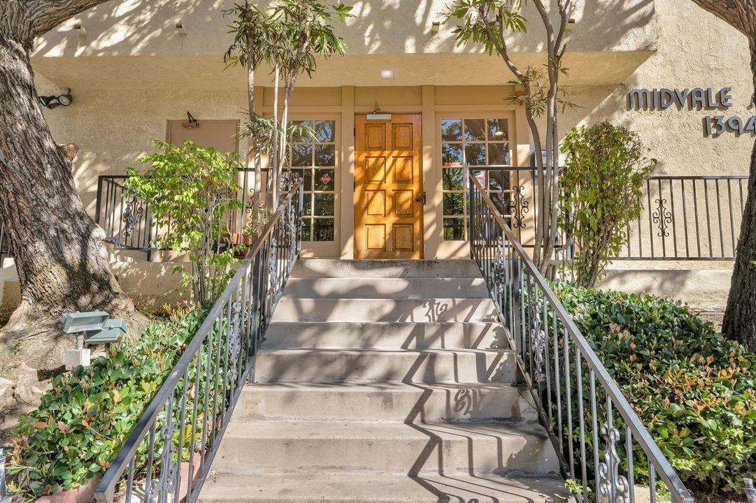 1394 Midvale Avenue, - Photo 3 of 50