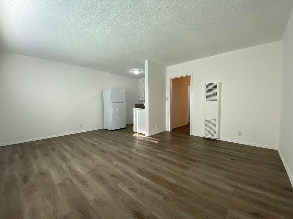 241 4th Avenue, - Photo 5 of 50